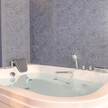 Apartment Design Et Pop Avec Balneo