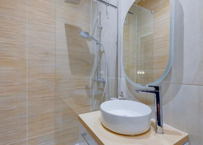 Appartement Design Et Pop Avec Balnéo Lyon